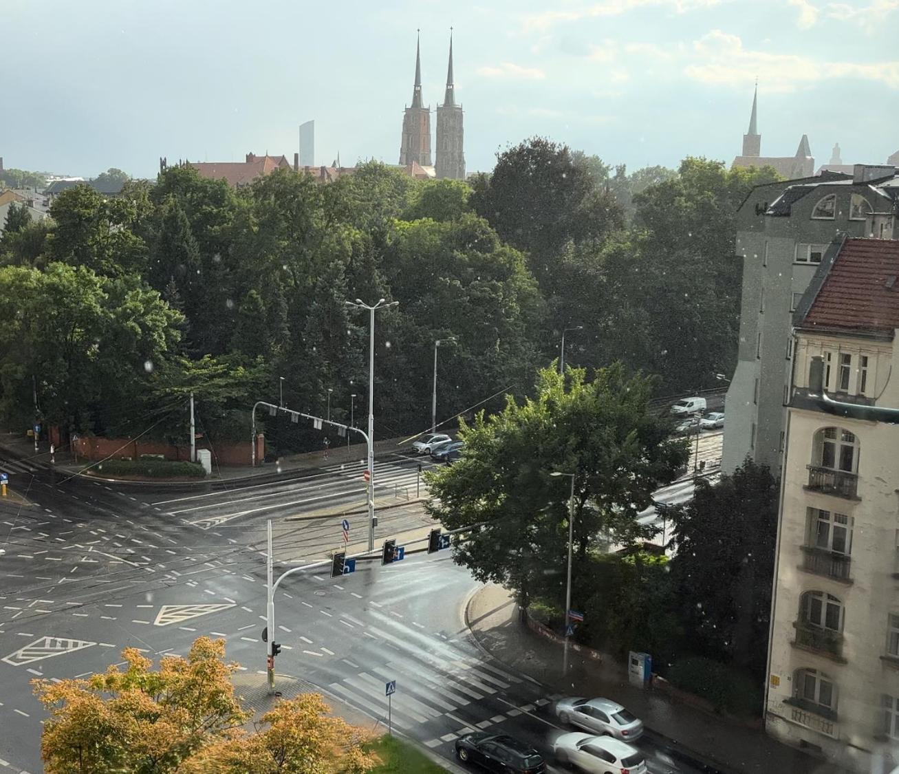 Funky Vibes Apart - Wyszynskiego 55 - Self Check-In 24H - Free Parking Wroclaw Exterior photo